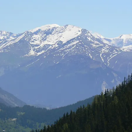 In Near 3 Vallees Area Apartamento